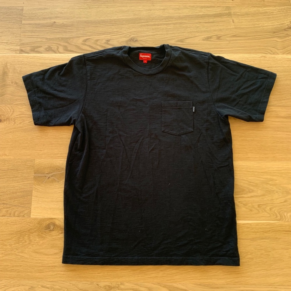 SUPREME tee SS18